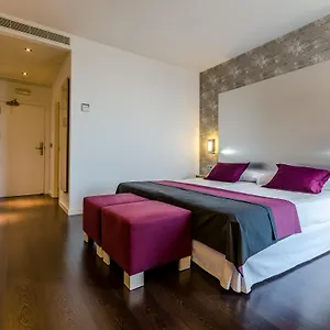 **** Hotel Yit Via Sevilla Mairena Spain